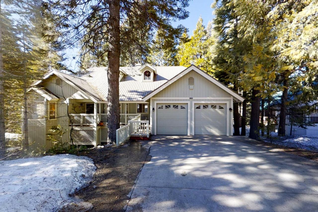 Whispering Pines Villa Shaver Lake Exterior photo